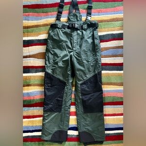 Cabela’s Mens Sz L Reg Guidewear Nylon Gore-Tex Pants Bibs Cargo Pockets